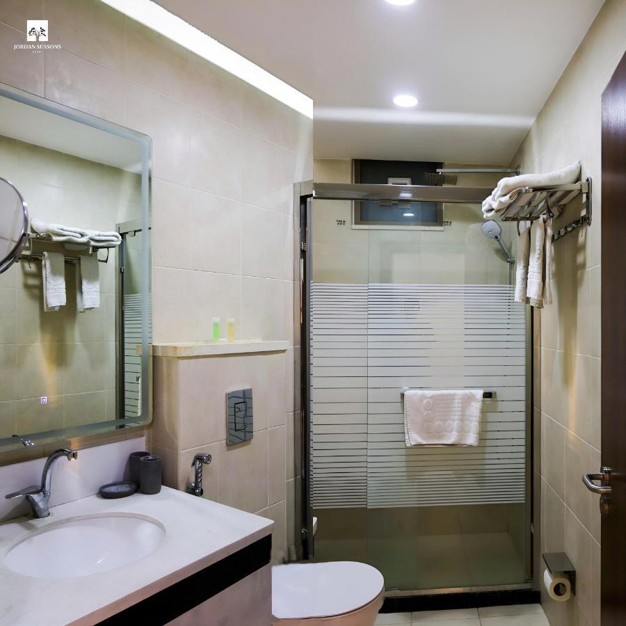 Jordan Seasons Hotel Aqaba Exterior photo